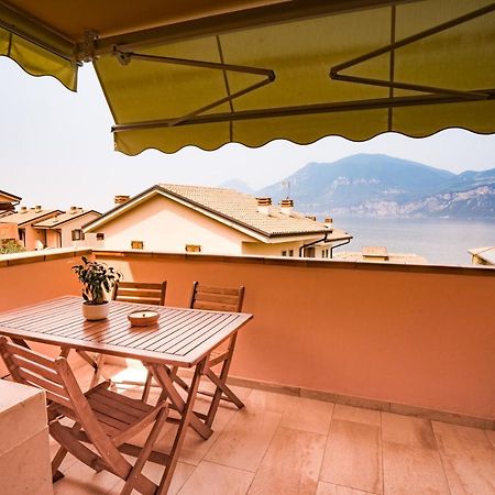 Kite Beth'S House Lägenhet Brenzone sul Garda Exteriör bild